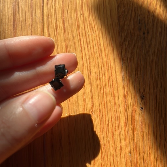 Earring pack - Picture 4 of 6